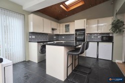 Olton Place, Nuneaton, CV11 5HH