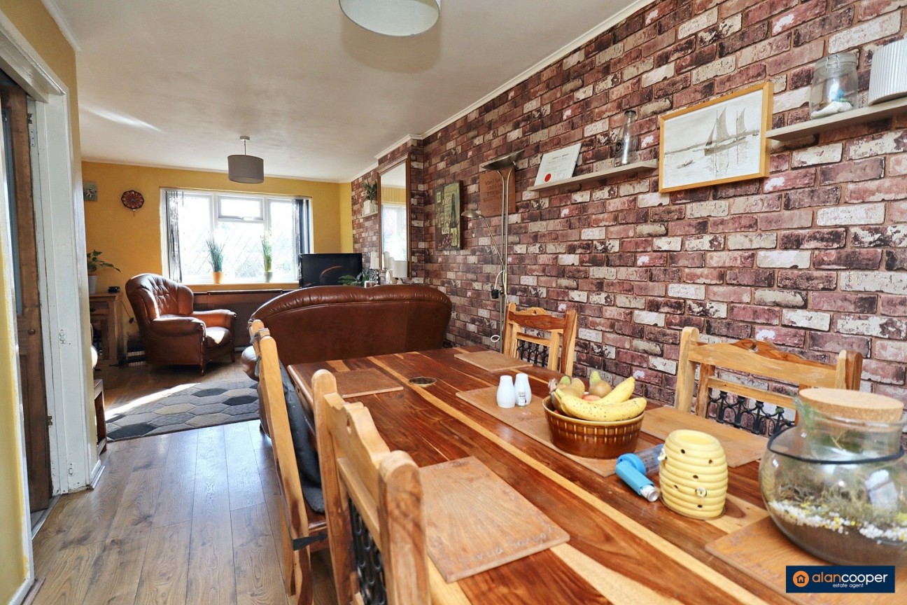 Herbert Street, Stockingford, Nuneaton, CV10 7DX