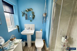 Dovecote Drive, St James Gate, Weddington, Nuneaton, CV10 0FZ