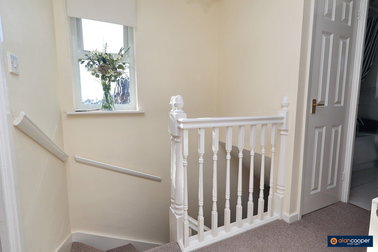Westbury Road, Stockingford, Nuneaton, CV10 8HH