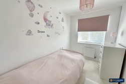 Crummock Avenue, Royal Park, Nuneaton, CV11 6UG