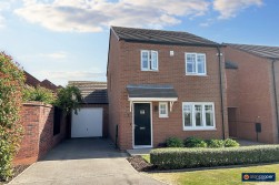 Crummock Avenue, Royal Park, Nuneaton, CV11 6UG