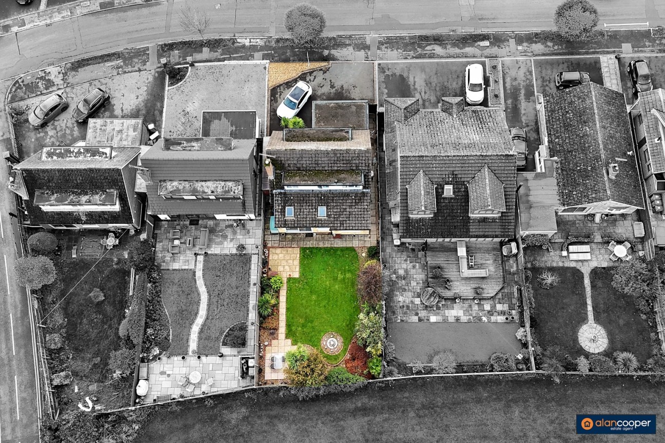 Ambleside Way, St Nicolas Park, Nuneaton, CV11 6AT