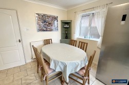 Ambleside Way, St Nicolas Park, Nuneaton, CV11 6AT