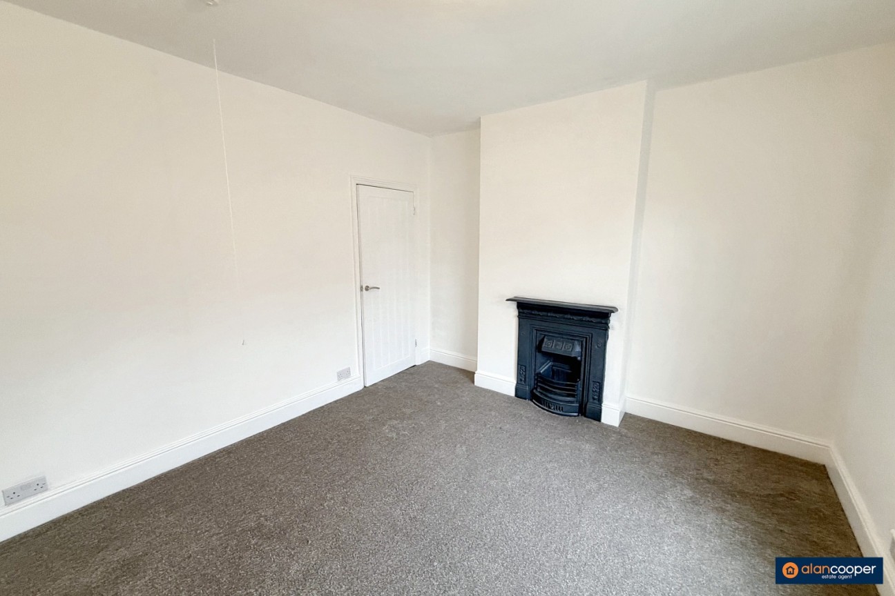 Haunchwood Road, Stockingford, Nuneaton, CV10 8DG