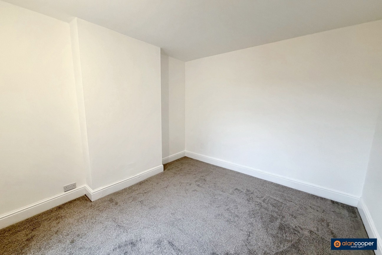 Haunchwood Road, Stockingford, Nuneaton, CV10 8DG