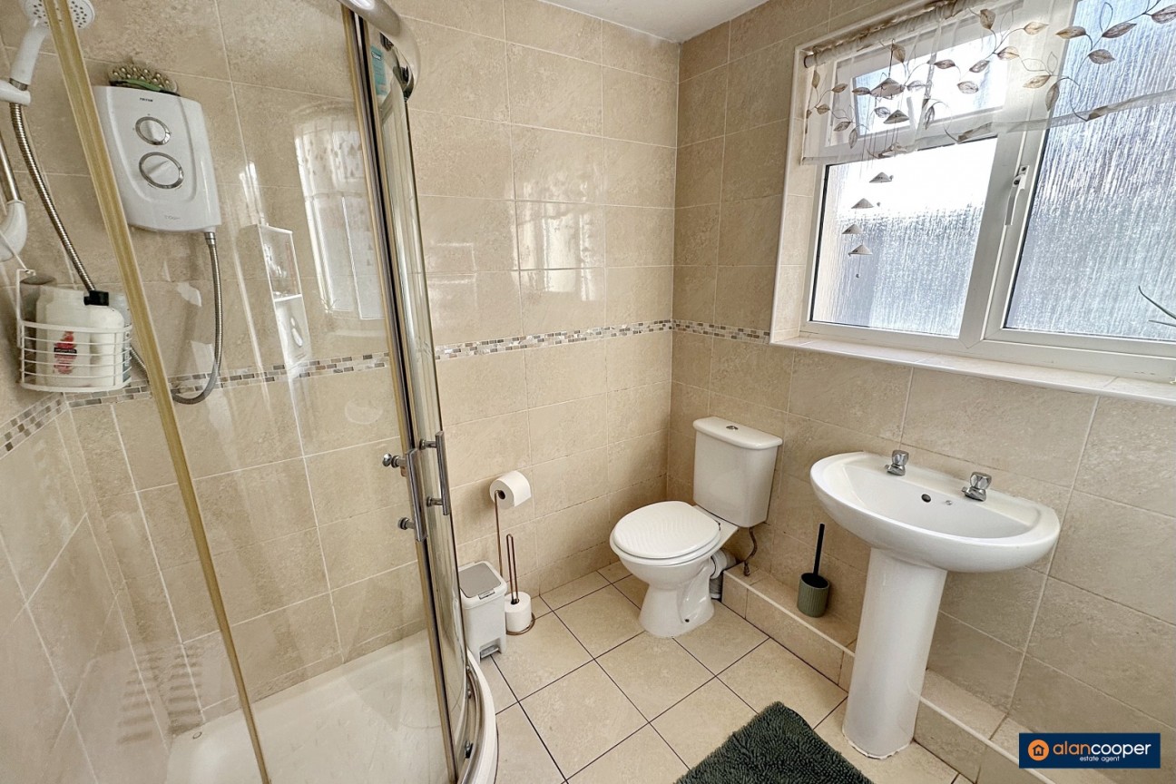 Haunchwood Road, Stockingford, Nuneaton, CV10 8DG