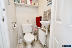 Highfield Road, Attleborough, Nuneaton, CV11 4PW