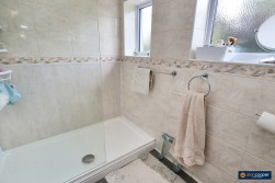 Highfield Road, Attleborough, Nuneaton, CV11 4PW