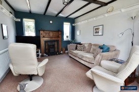 Highfield Road, Attleborough, Nuneaton, CV11 4PW