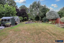 Highfield Road, Attleborough, Nuneaton, CV11 4PW