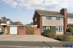 Clyde Road, Bulkington, CV12 9QE