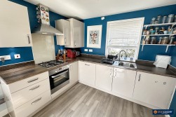 Queen Elizabeth Road, Nuneaton, CV10 9GS