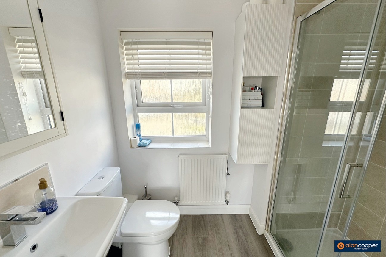 Queen Elizabeth Road, Nuneaton, CV10 9GS