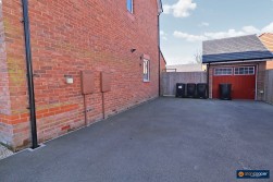 Miners Croft, Eaton Fields, Ansley, Nuneaton, CV10 9TN