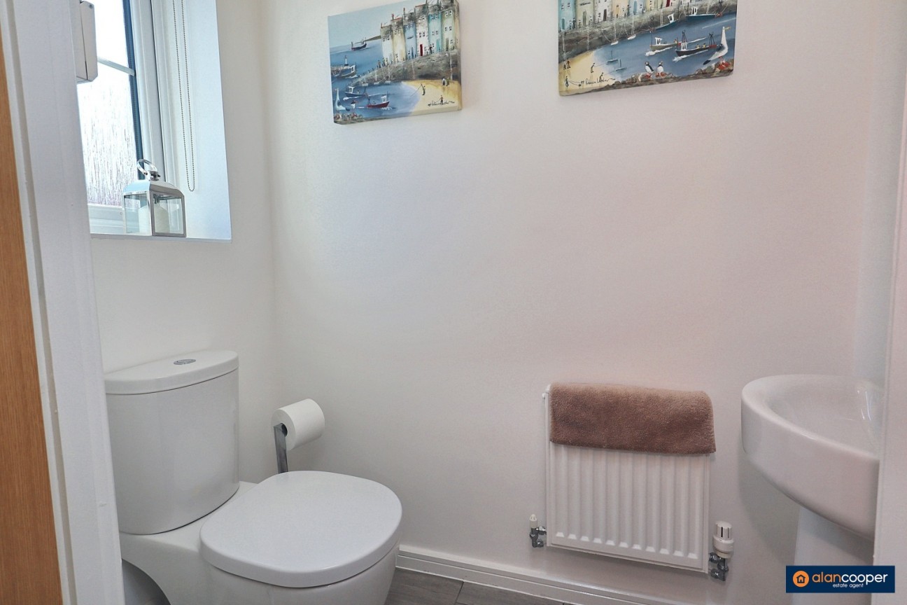 Miners Croft, Eaton Fields, Ansley, Nuneaton, CV10 9TN
