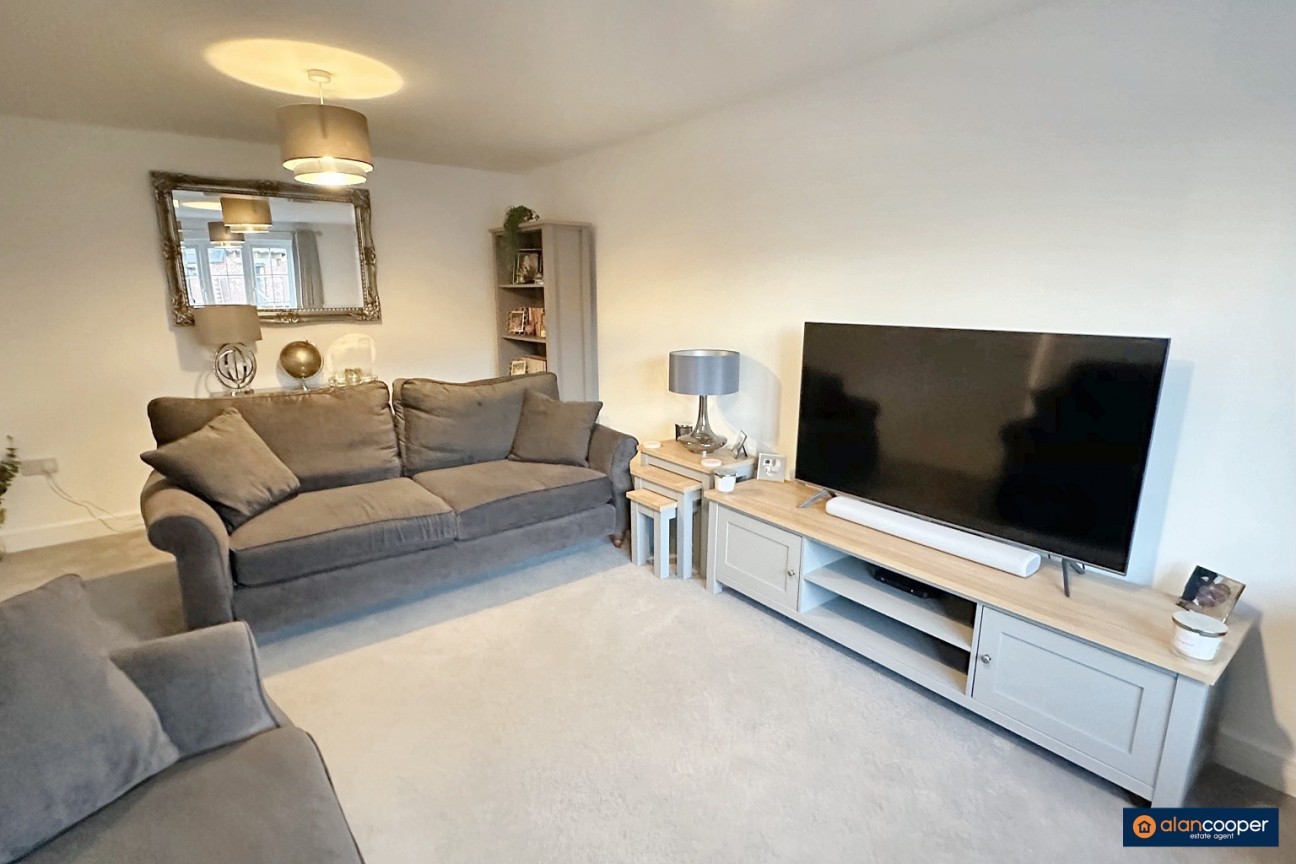 Millington Drive, Royal Park, Nuneaton, CV11 6WS