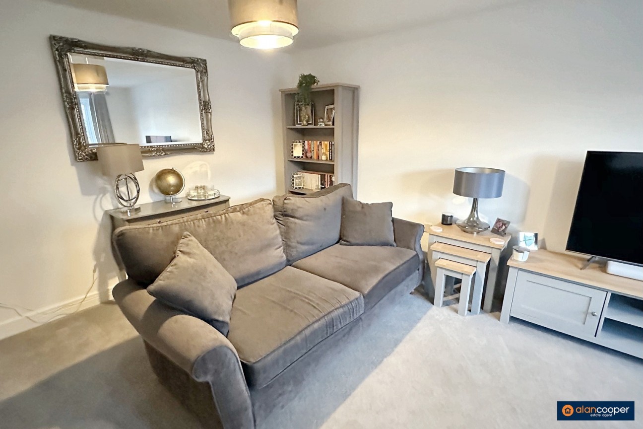 Millington Drive, Royal Park, Nuneaton, CV11 6WS