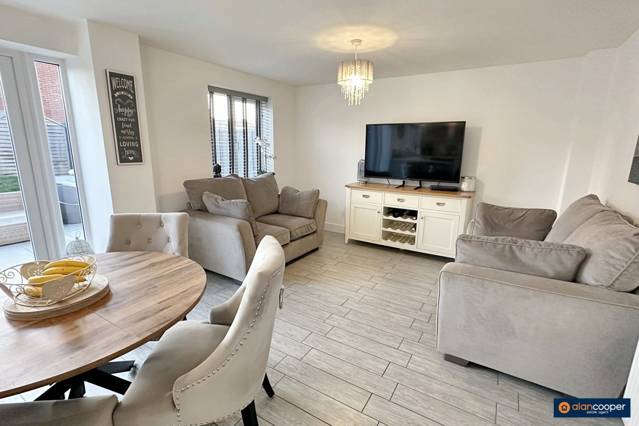 Millington Drive, Royal Park, Nuneaton, CV11 6WS