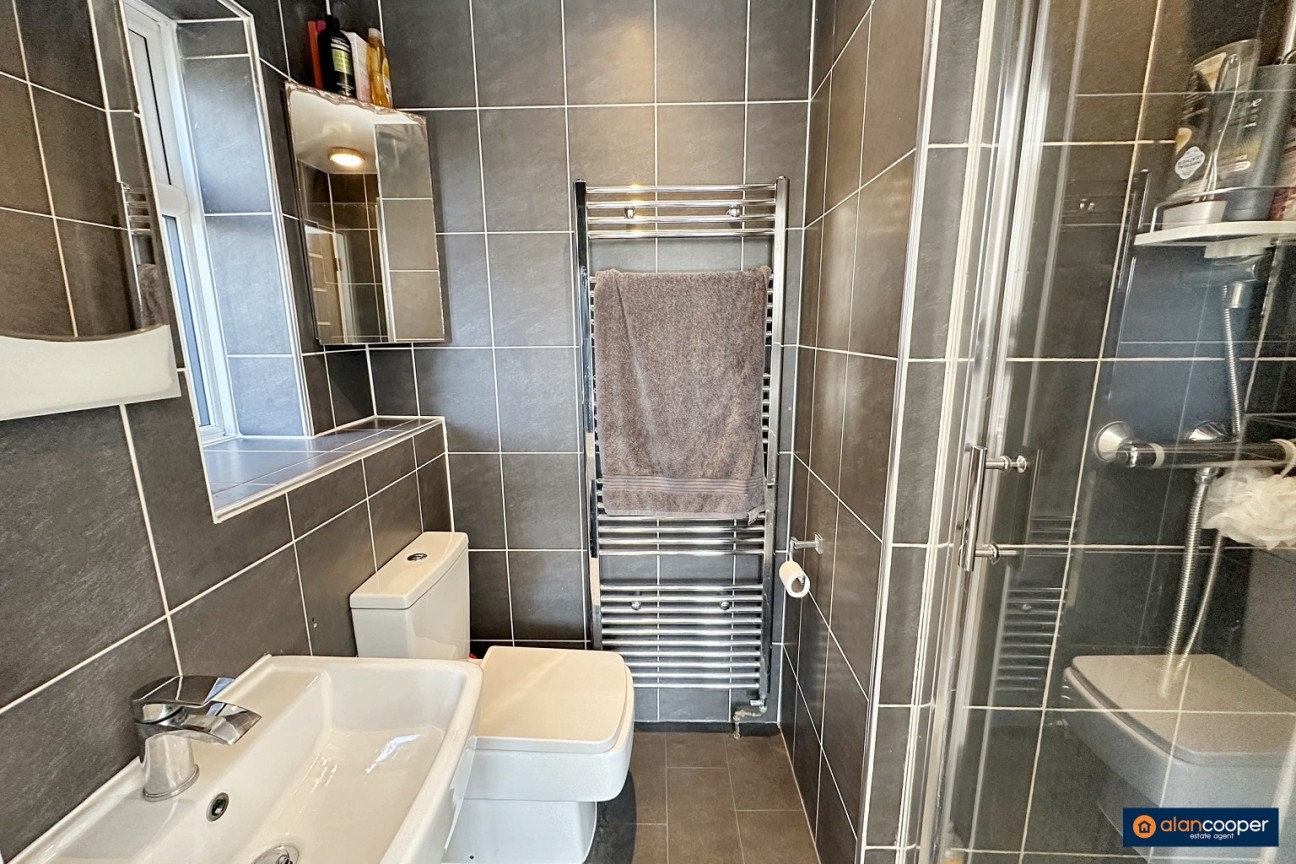 Ingleton Close, Whitestone, Nuneaton, CV11 6WB