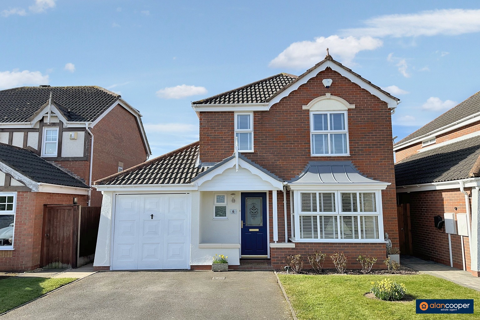 Sterling Way, Maple Park, Nuneaton, CV11 4YA