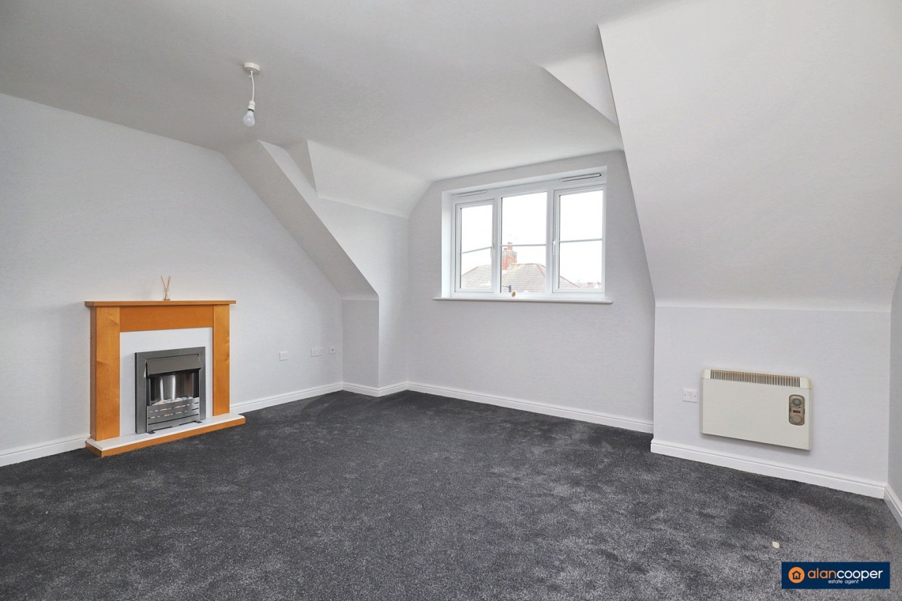 Royale Place, Queens Road, Nuneaton, CV11 5NB