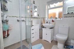 Merlin Avenue, Poplar Farm, Nuneaton, CV10 9JZ