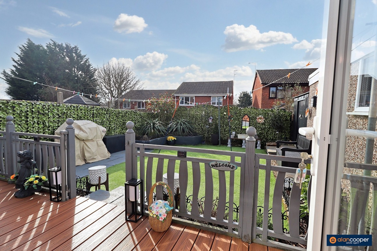 Merlin Avenue, Poplar Farm, Nuneaton, CV10 9JZ