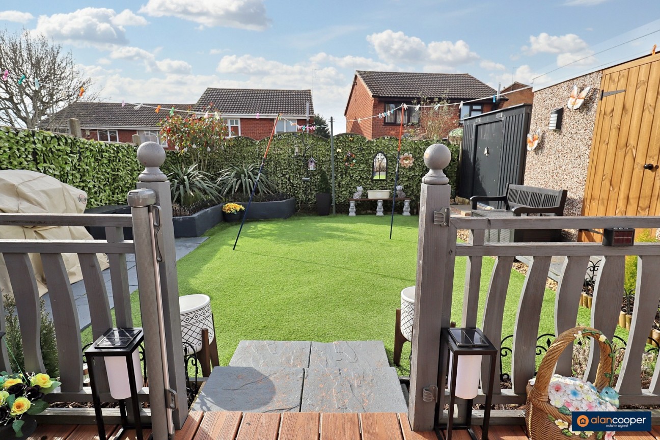 Merlin Avenue, Poplar Farm, Nuneaton, CV10 9JZ