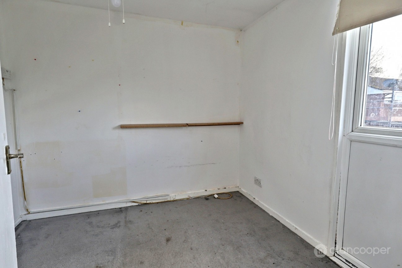 Magyar Crescent, Whitestone, Nuneaton, CV11 4SQ