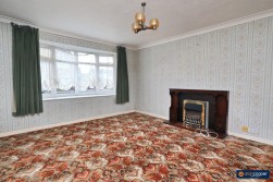 Calder Close, Bulkington, CV12 9PN