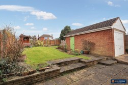 Calder Close, Bulkington, CV12 9PN