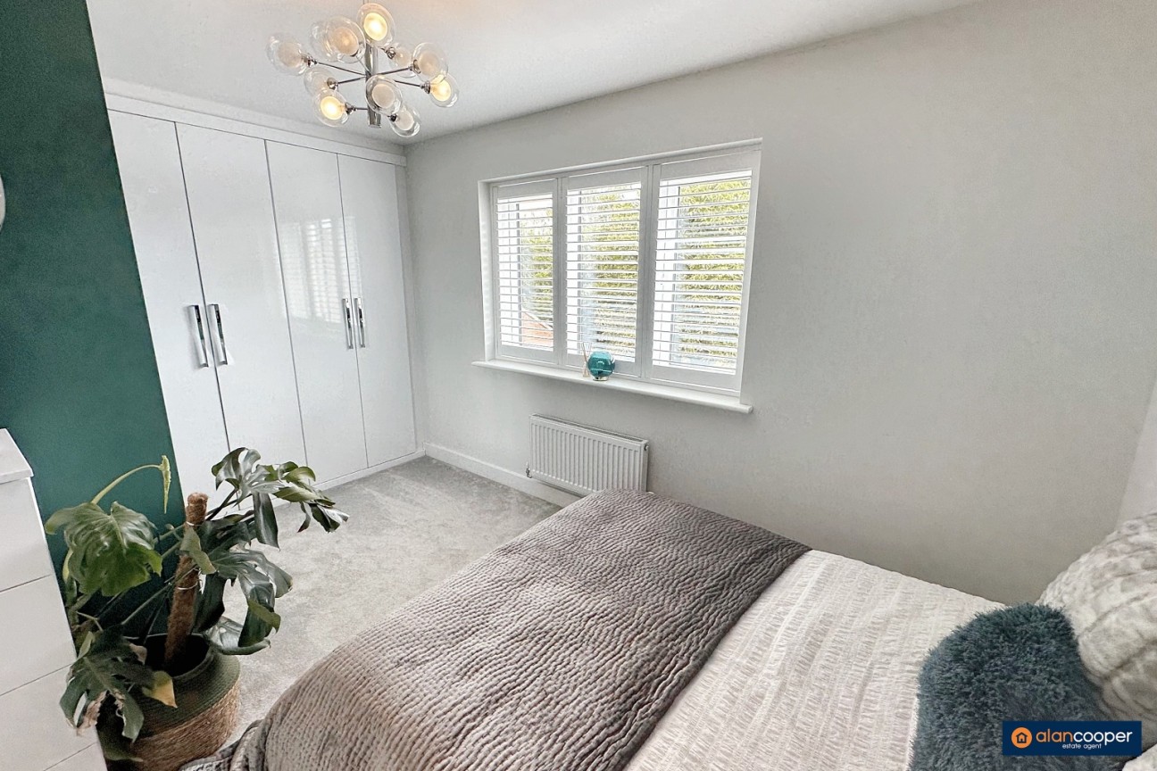 Russett Avenue, Manor Fields, Nuneaton, CV11 6YW