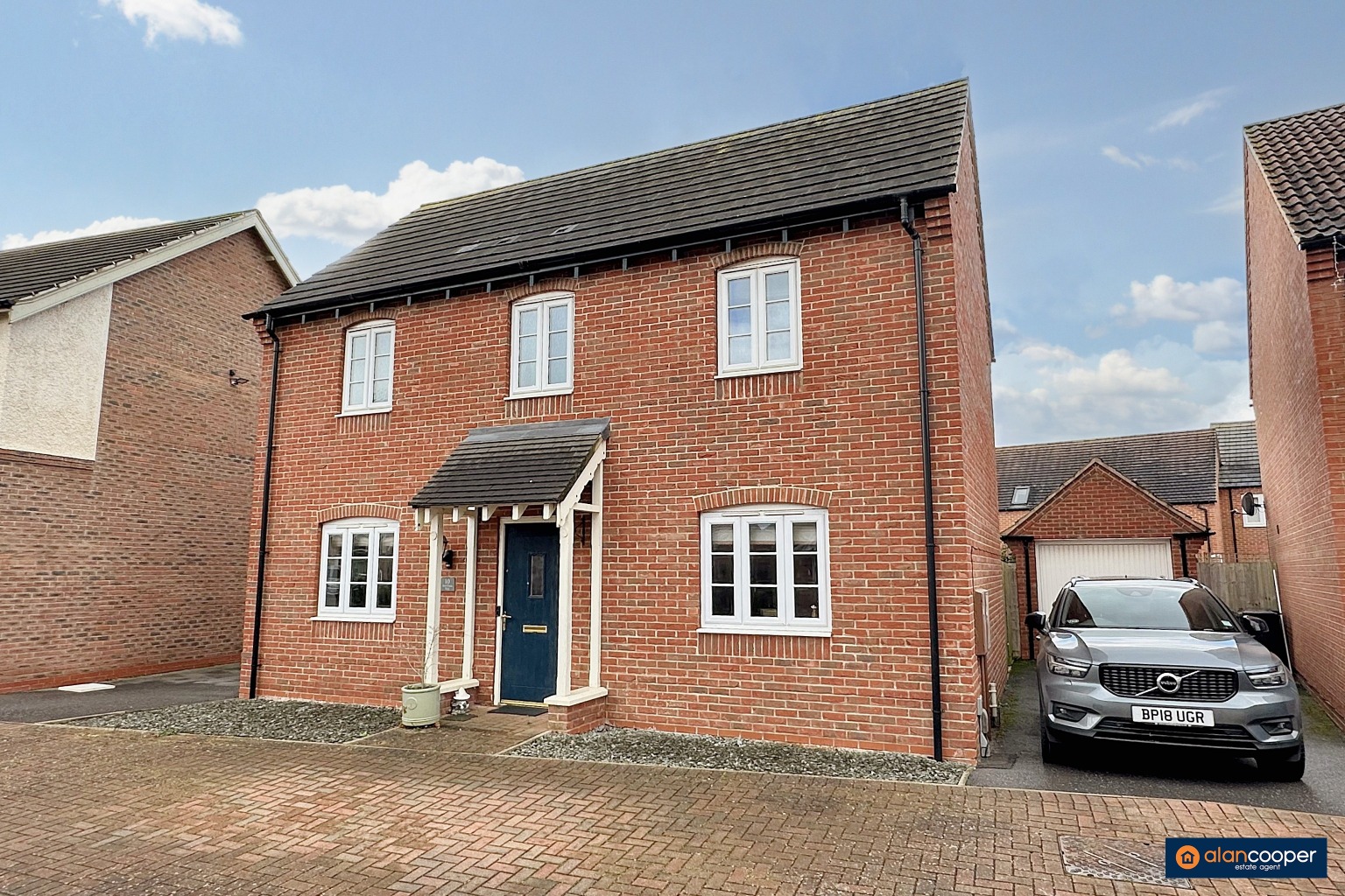 Red Cross Way, Church Fields, Weddington, Nuneaton, CV10 0EE