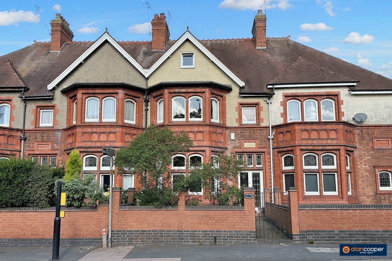 Coventry Road, Bedworth, CV12 8NT