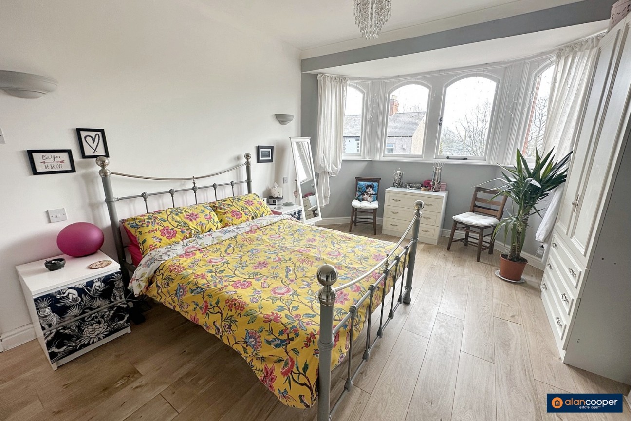 Coventry Road, Bedworth, CV12 8NT