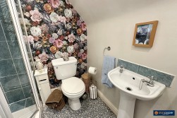 Coventry Road, Bedworth, CV12 8NT