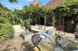 Coventry Road, Bedworth, CV12 8NT