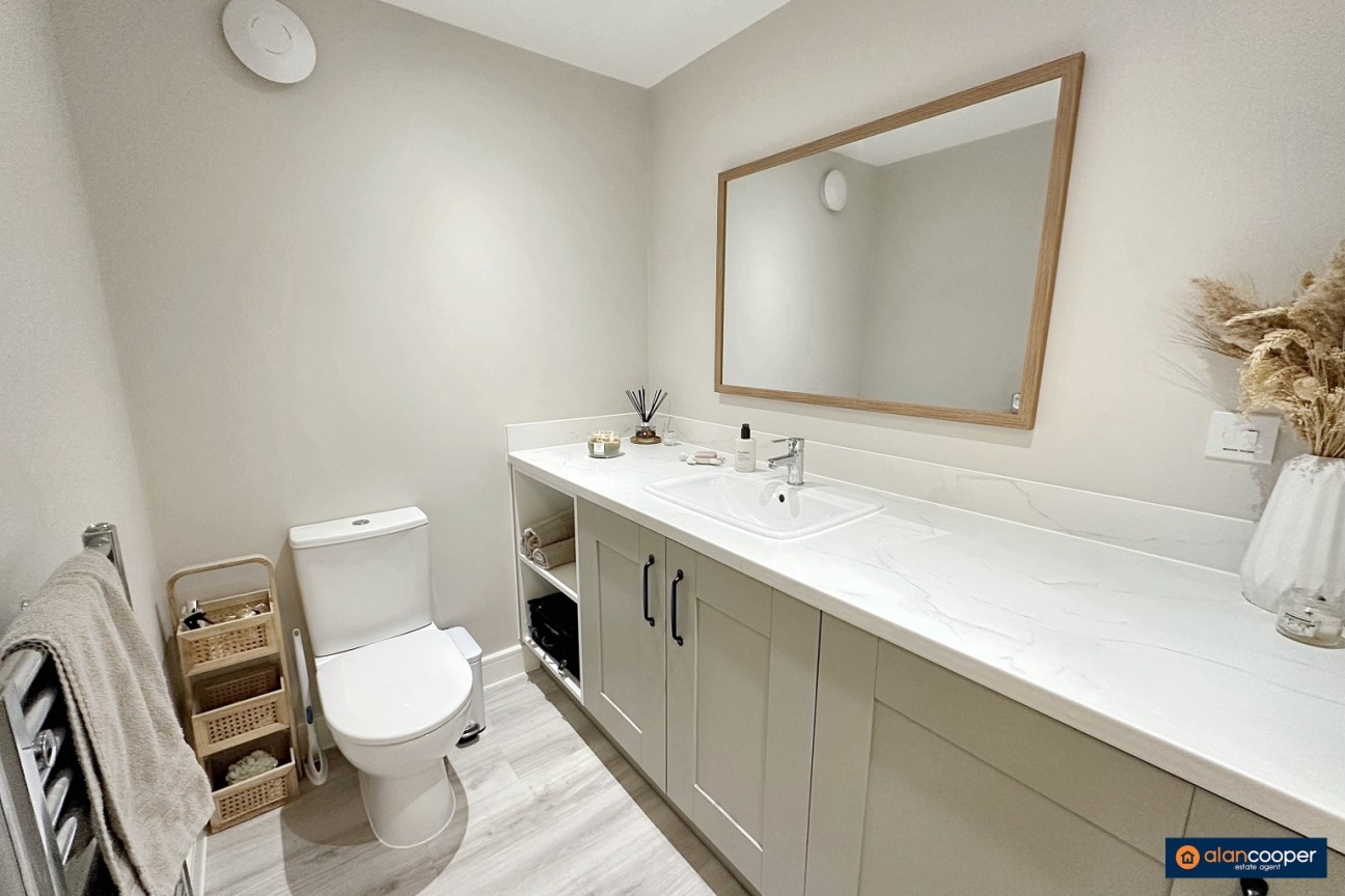 Catch Crop Way, Meadow Green, Nuneaton, CV11 7AF