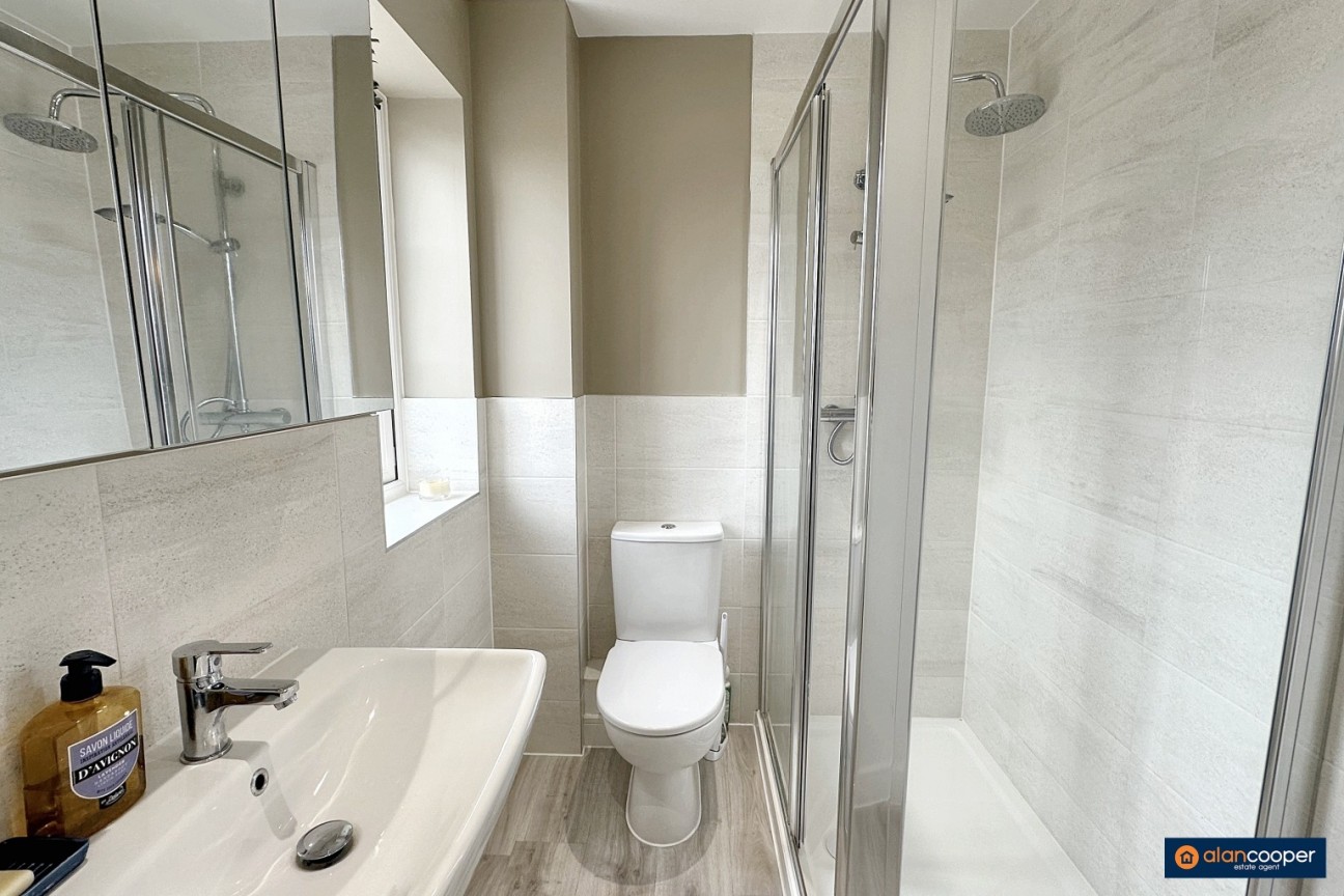 Catch Crop Way, Meadow Green, Nuneaton, CV11 7AF