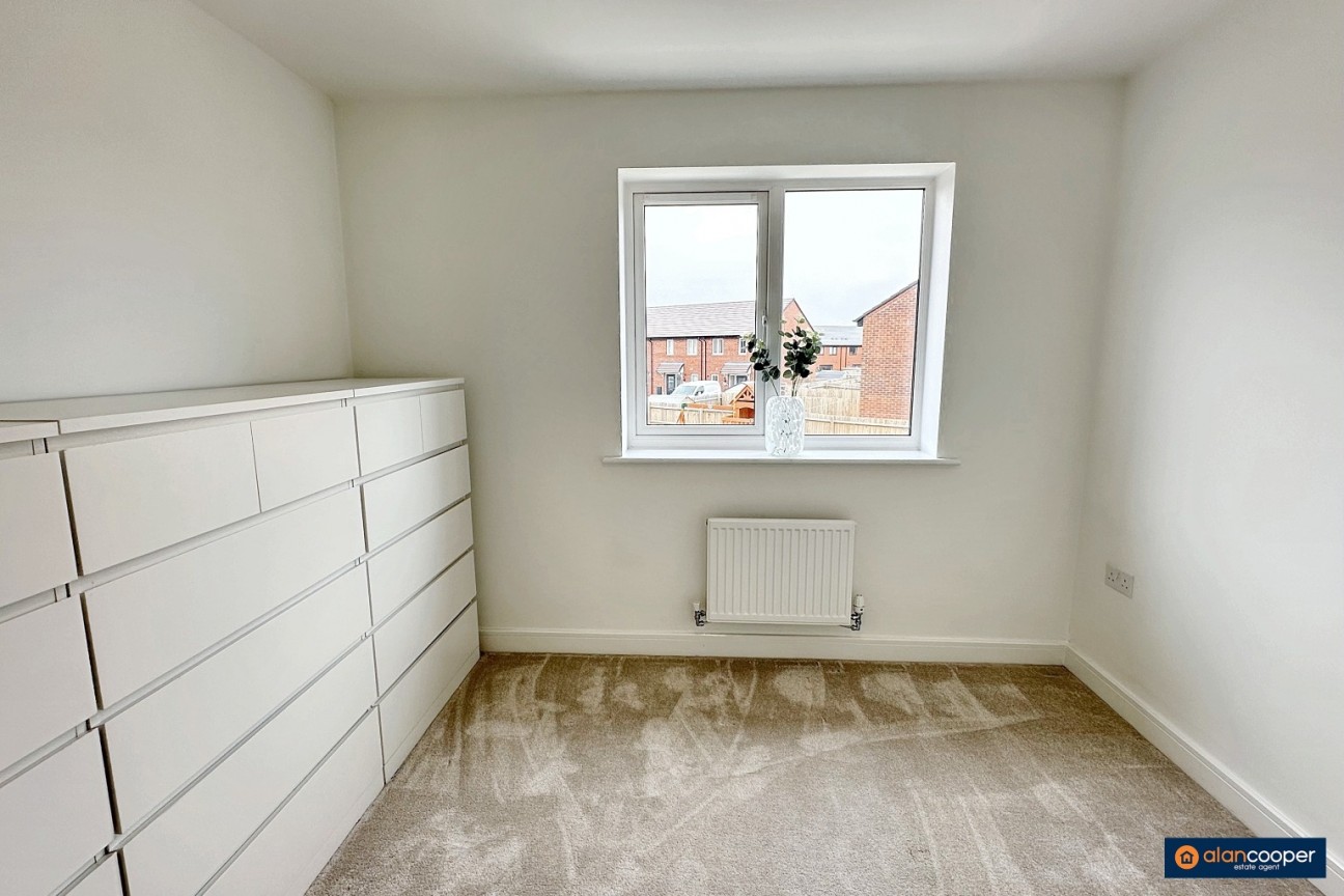 Catch Crop Way, Meadow Green, Nuneaton, CV11 7AF