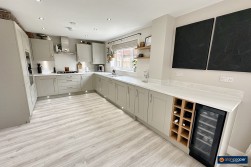 Catch Crop Way, Meadow Green, Nuneaton, CV11 7AF