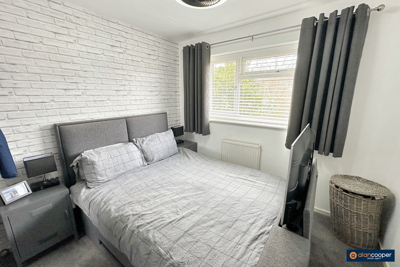 Kiln Close, Manor Park, Nuneaton, CV10 7RZ