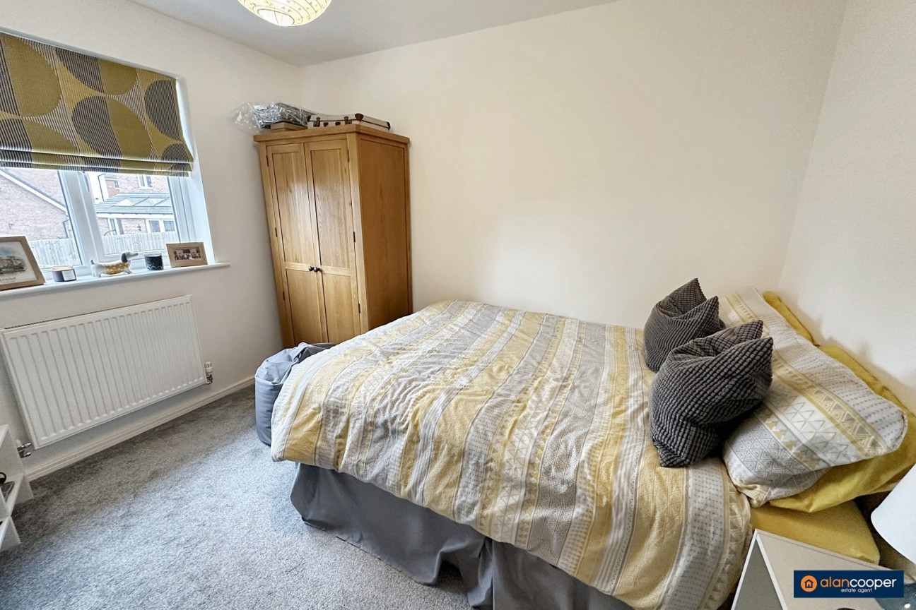 Ribbon Avenue, Eaton Fields, Ansley, Nuneaton, CV10 9TL