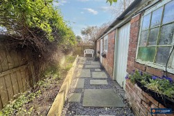 Wolvey Road, Bulkington, CV12 9JR