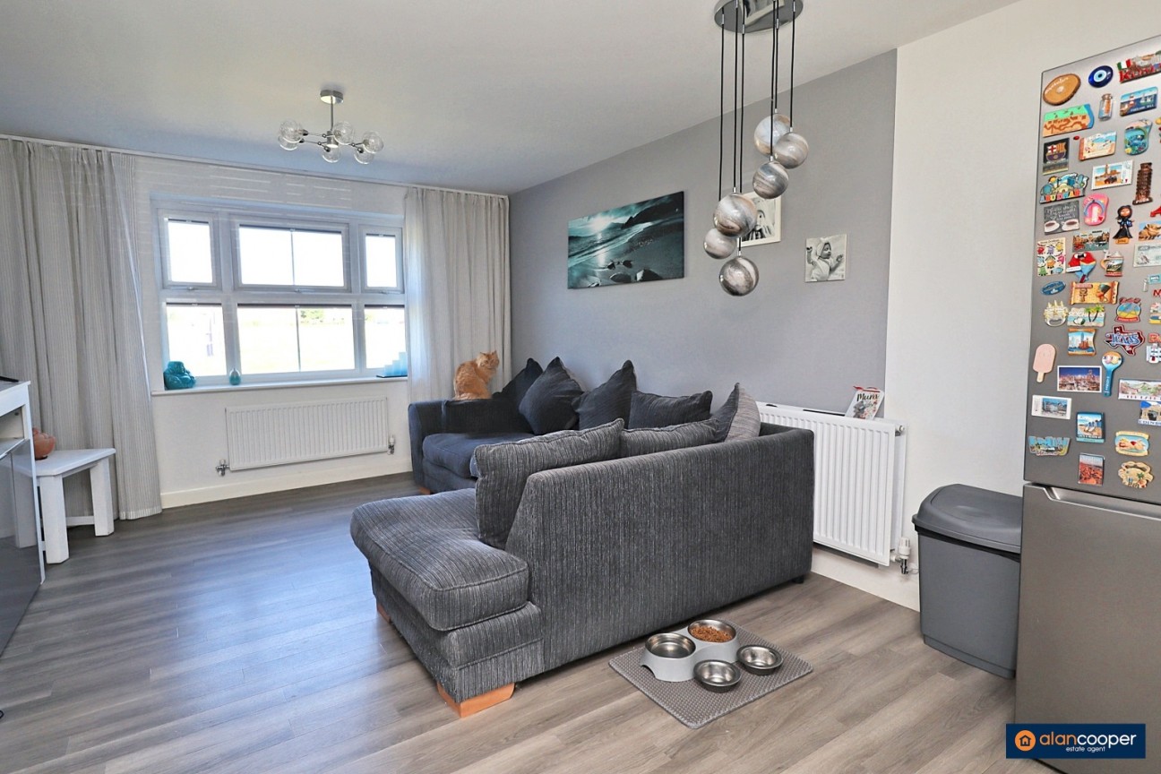 Dragonfly Court, Nuneaton, CV10 9BF
