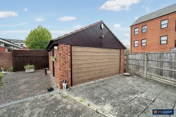 Harcourt Gardens, Nuneaton, CV11 5UR