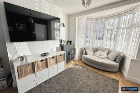 Carisbrook Road, Weddington, Nuneaton, CV10 0BT