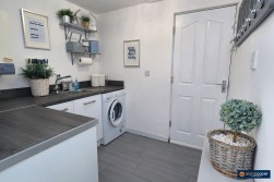 Liskeard Close, Horeston Grange, Nuneaton, CV11 6FJ