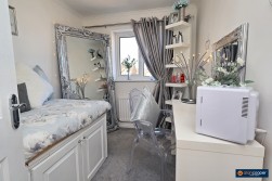 Liskeard Close, Horeston Grange, Nuneaton, CV11 6FJ